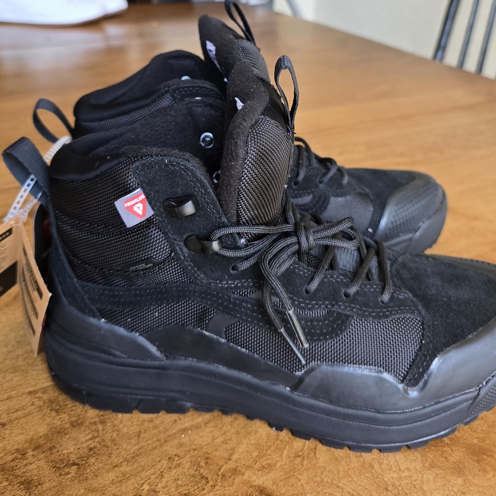 VANS Black High-Top UltraRange Exo Hi MTE 2 Boots Men's size 8